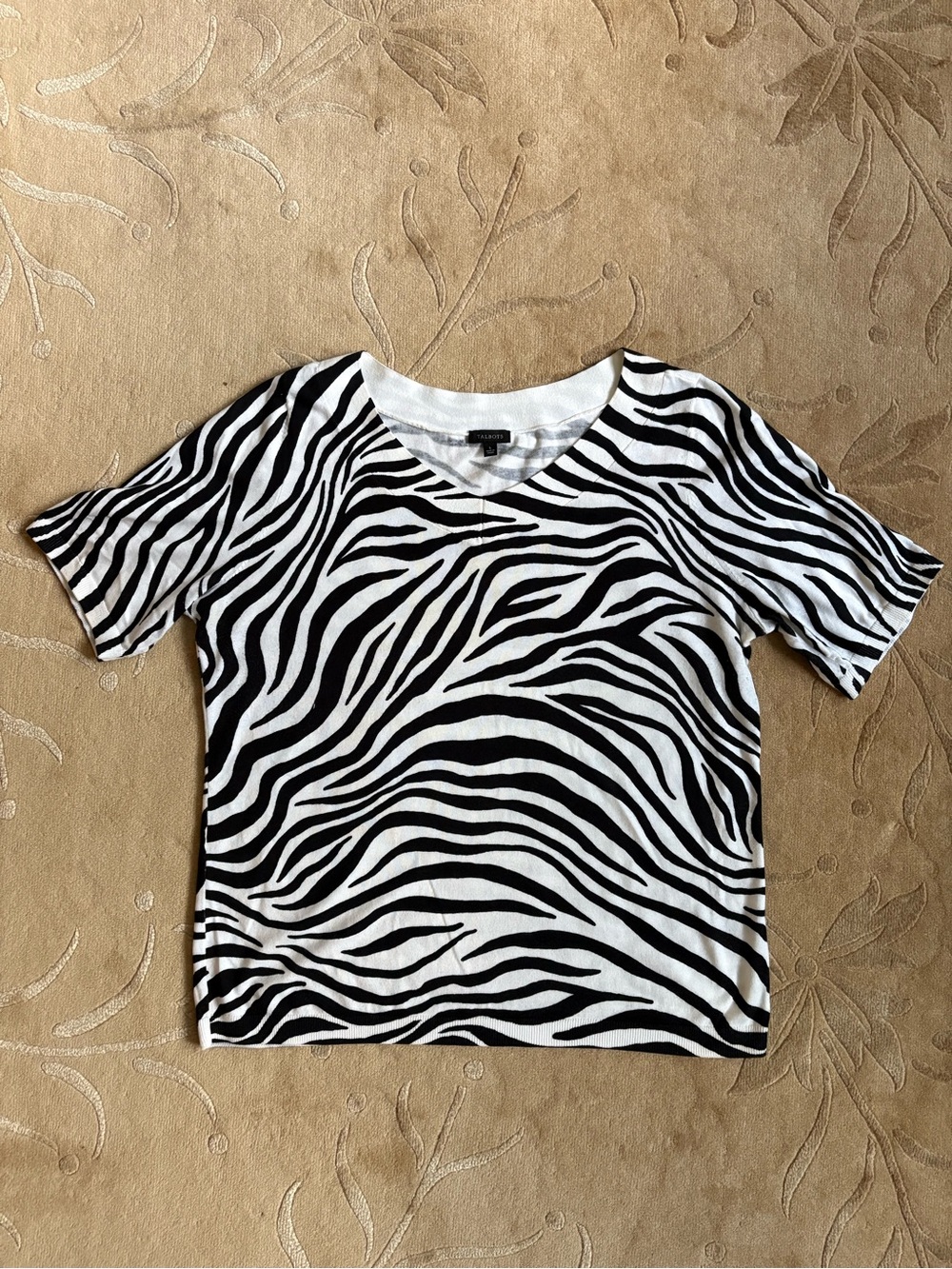 EUC, Talbots Cotton Blend Elbow Sleeve V-Neck Zebra Sweater, Black & White, SZ L - Picture 2 of 9